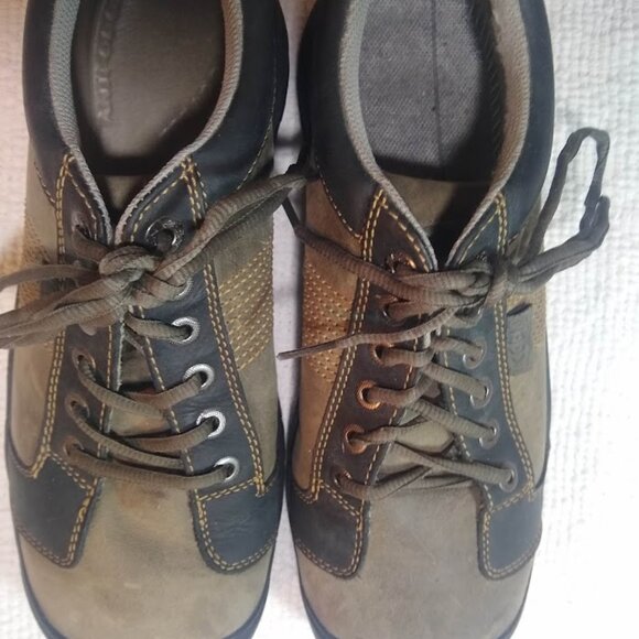 Keen Men's  size 11  lace up shoes  brown - Picture 1 of 7
